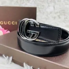 未使用級✨グッチ マーモント ベルト レザー 銀 黒 GG シリアル刻印
