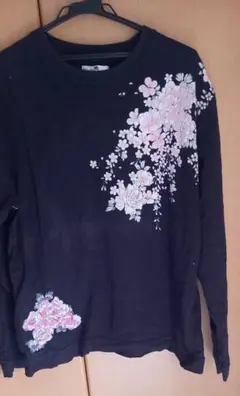 絡繰魂。 和柄。 桜と富士山デザイン 長袖Tシャツ 黒