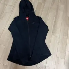 数日間だけ値下げ★アシメな形で暖かく★NIKE★ テックフリース ジップパーカ
