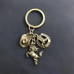 【新品】ユニコーン、帽子の金属製キーホルダー ビンテージ風カラー