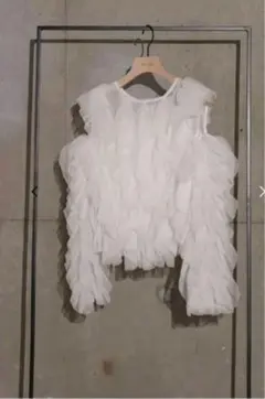 タイムセール！THETOE Gardenia Tulle Frill Tops