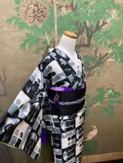 人とかぶりません カッコいい ブランド袷着物 モノトーンぼかし 個性的小紋着物