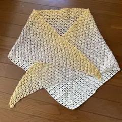 レース編み三角ストール