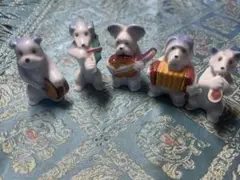 アンティークな陶器製 音楽を演奏するイヌ5体セット
