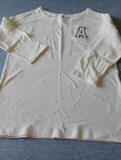 クリーム色 五分袖Tシャツ Aマーク