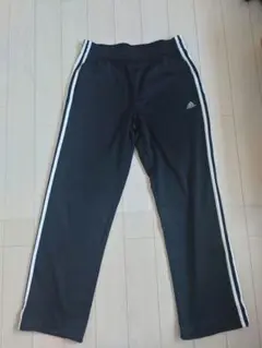 ②adidas トラックパンツ Lラインパンツ 3本線　ブラック