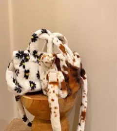 searoomlynn☆フラワー柄ファーバック