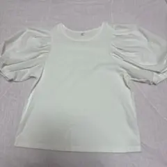 GU ホワイト パフスリーブ Tシャツ