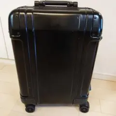 ZERO HALLIBURTON ZRG219-BK機内持込可アルミスーツケース