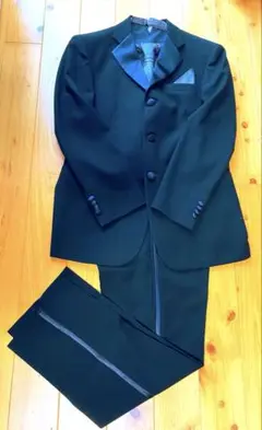 Item thumbnail for item b632354b-7bd9-42c9-a47b-6221c52cd42d