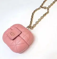 Item thumbnail for item 1500e00b-68fc-4125-b155-23dfae97dade