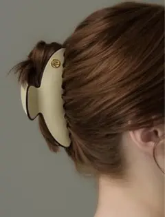【完売品】muku ヘアクリップ　アイボリー