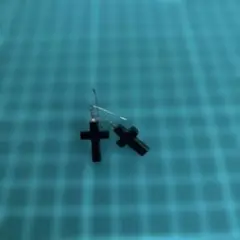オニキス　クロス　シルバーピアス
