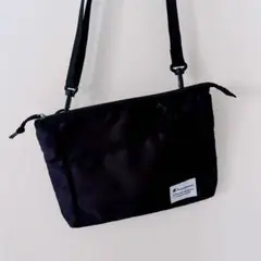 ブラック ナイロン ショルダーバッグ サコッシュ