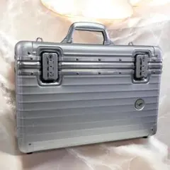 リモワ　 廃盤トパーズ『ルフトハンザ』 パイロット・ケース 29L 美品 リモワ 928.51『トパーズ』パイロット・トロリー 廃盤 2輪（XL