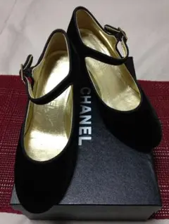 CHANEL ベルベットパンプス