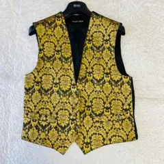 美品　ベスト　ジレ　BLACKY DRESS　アラベスク模様　金色　M相当