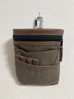 Item thumbnail for item 17ad4f1a-19b6-4609-bdee-02807b46f25c