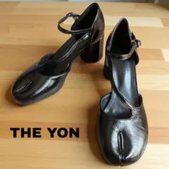 未使用 THE YOn 足袋ストラップパンプス（メタリック/マット） 23.5