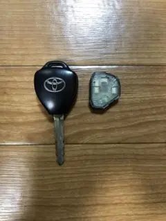 【中古】トヨタ.TOYOTA.スマートキー.車の鍵