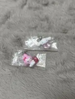 サンリオ　ガチャ　エモきゅん　マイメロ　シナモン　めじるしアクセサリー