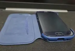 ドコモらくらくスマートフォン　F-42A ネイビー