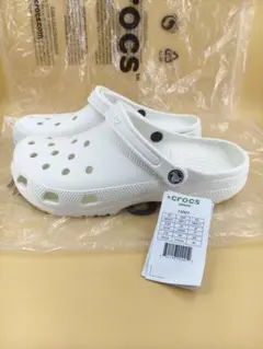 新品未使用 crocs クロックス サンダル 男女兼用