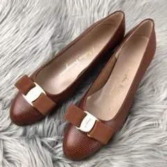 未使用 サルヴァトーレフェラガモ ヴァラ パンプス 6