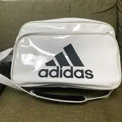 【美品】adidas ホワイト エナメルバッグ