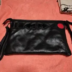 美品 io pelle イオペレ クラッチバッグ