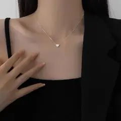 ハート型ペンダントネックレス　箱付き