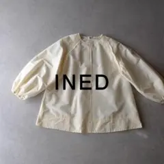 美品 イネド 2,4万円 テントブラウス ノーカラーブラウス INED B333