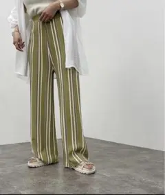 美品　ストライプパンツ　ストレッチ　 フレアパンツ　リブパンツ　イージーパンツ