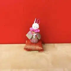 うさぎ　置物