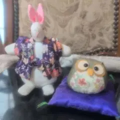 和風うさぎのぬいぐるみとふくろうの置物セット