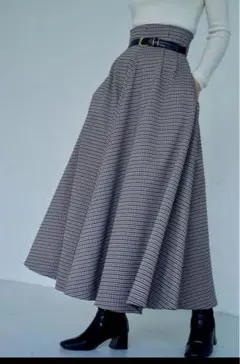 【匿名配送】foufou チェックスカート 千鳥 Mサイズ ロングスカート