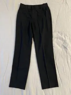 UNIQLO★黒 スリムフィット スラックス
