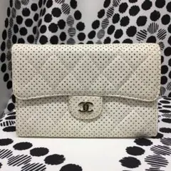 シャネル CHANEL レザー ココマーク パンチング 財布 ウォレット