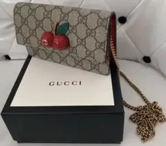 GUCCI GGスプリーム チェリーさくらんぼチェーンバッグ