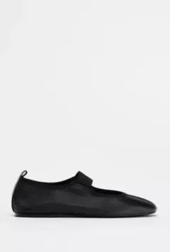 ZARA ストレッチ入りレザーバレエシューズ