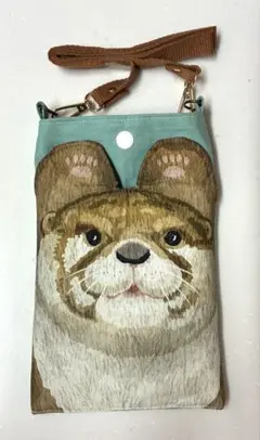 スマホショルダー　サコッシュ　ハンドメイド　カワウソ　動物