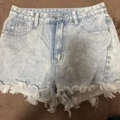 ライトブルー フリンジ裾 ショートパンツ