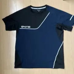 skins スキンズ　Tシャツ　Mサイズ