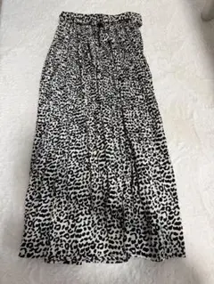 夏にぴったり！！☀️ヒョウ柄ロングスカート ウエストゴム仕様 リボン付き