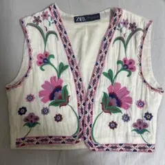 ZARA フラワー刺繍 ノースリーブベスト