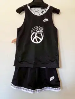 Nike バスケットボールウェア セット140cmブラックホワイト　リバーシブル