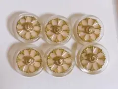 シャネル ボタン 6個