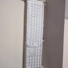 Apple　純正　有線日本語配列キーボード