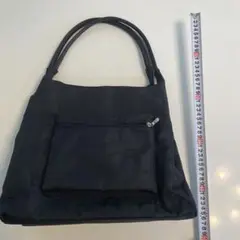 黒いナイロンショルダーバッグ　未使用品