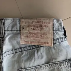 LEVIS ダメージハーフパンツ　32 薄手